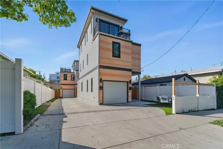 1205 Manzanita Street, Los Angeles, California 90029