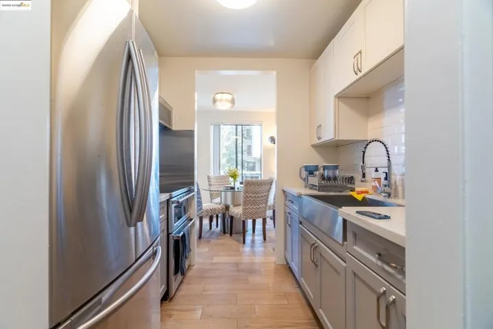 8 Captain Dr E261, Emeryville, California 94608