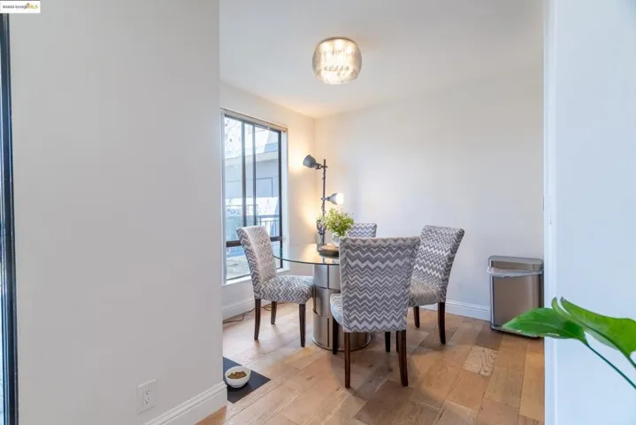 8 Captain Dr E261, Emeryville, California 94608