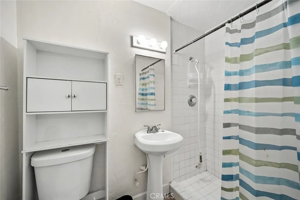 5401 Capistrano Avenue, Atascadero, California 93422 home-pic-50