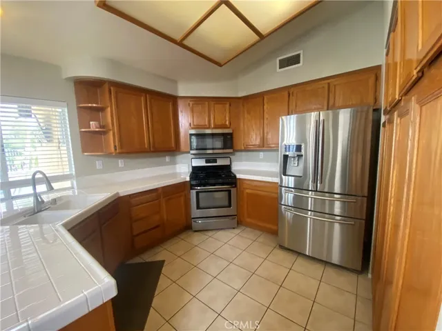 29324 Maritime Circle, Lake Elsinore, California 92530
