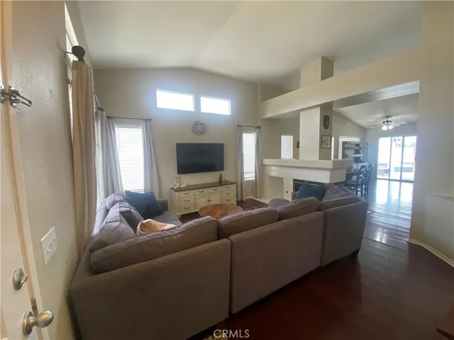 29324 Maritime Circle, Lake Elsinore, California 92530
