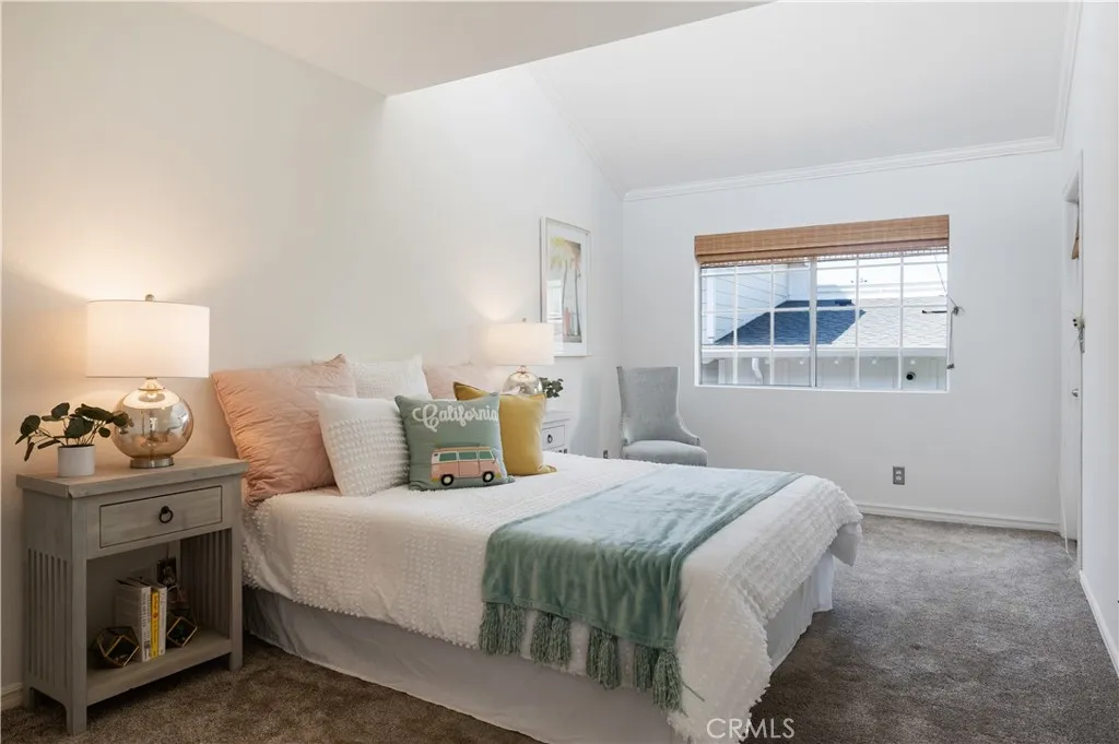 2006 Aviation Way E, Redondo Beach, California 90278 home-pic-24