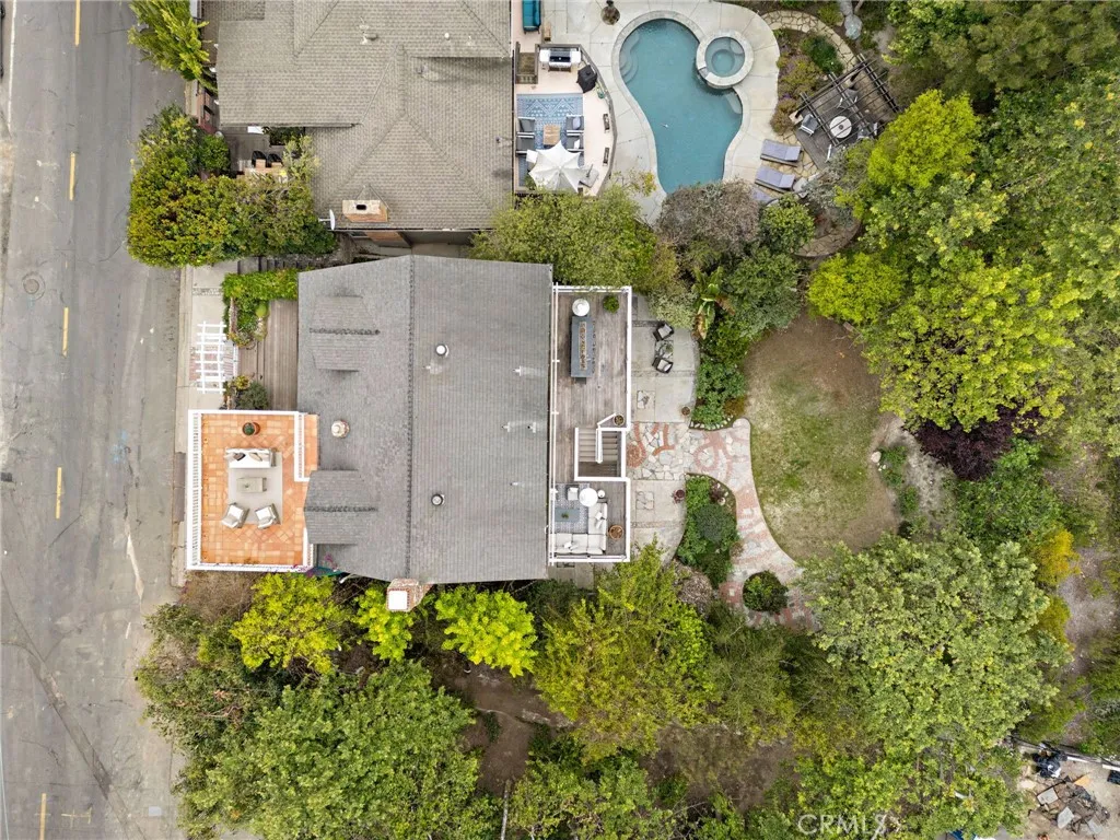 994 Bluebird Canyon Drive, Laguna Beach, California 92651 home-pic-43