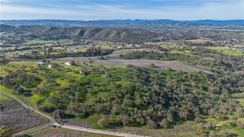 930 Windwood Road, Paso Robles, California 93446