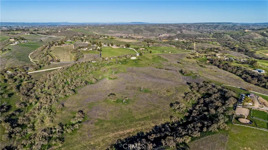 930 Windwood Road, Paso Robles, California 93446