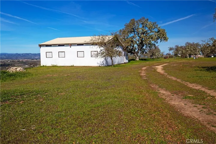 930 Windwood Road, Paso Robles, California 93446