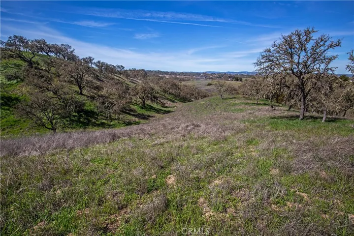 930 Windwood Road, Paso Robles, California 93446