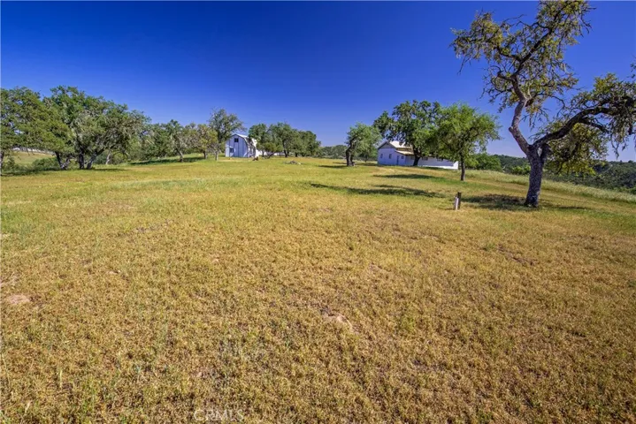 930 Windwood Road, Paso Robles, California 93446