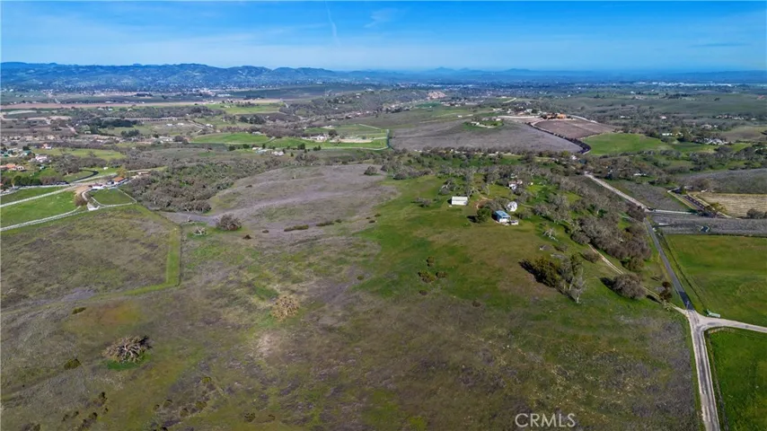 930 Windwood Road, Paso Robles, California 93446
