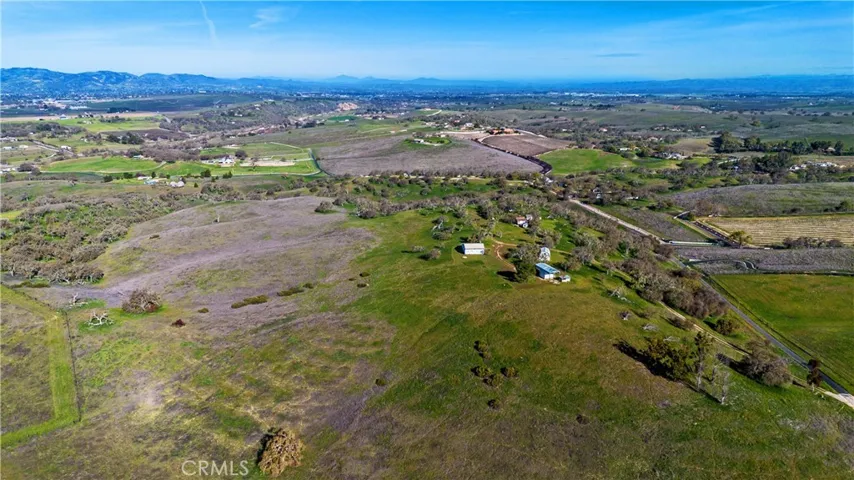 930 Windwood Road, Paso Robles, California 93446