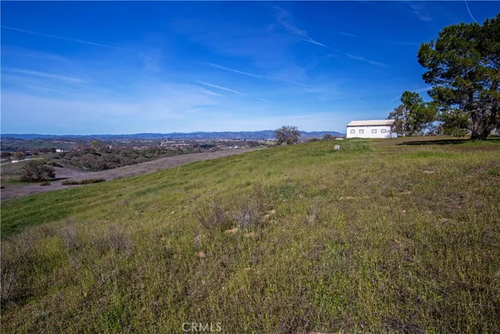930 Windwood Road, Paso Robles, California 93446