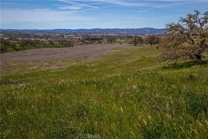 930 Windwood Road, Paso Robles, California 93446