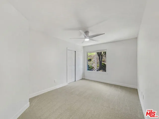 698 Lynnmere Drive, Thousand Oaks, California 91360