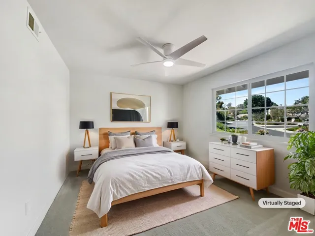 698 Lynnmere Drive, Thousand Oaks, California 91360