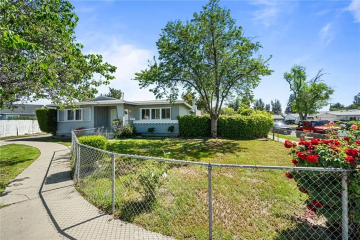 20221 Bassett Street, Winnetka, California 91306