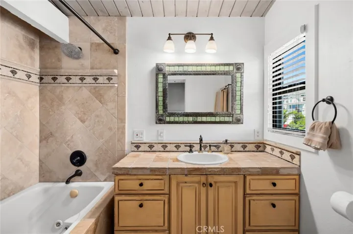 1029 Katella, Laguna Beach, California 92651