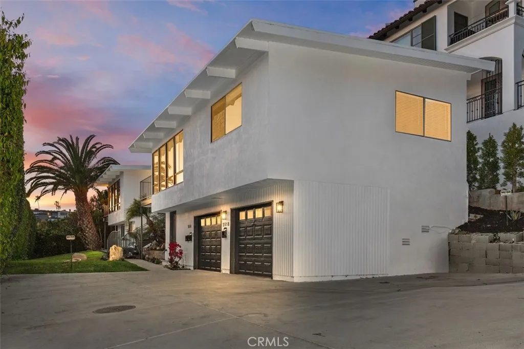 2516 Bayside Drive, Corona Del Mar, California 92625, ,Residential Income,For Sale,Bayside,OC25083124