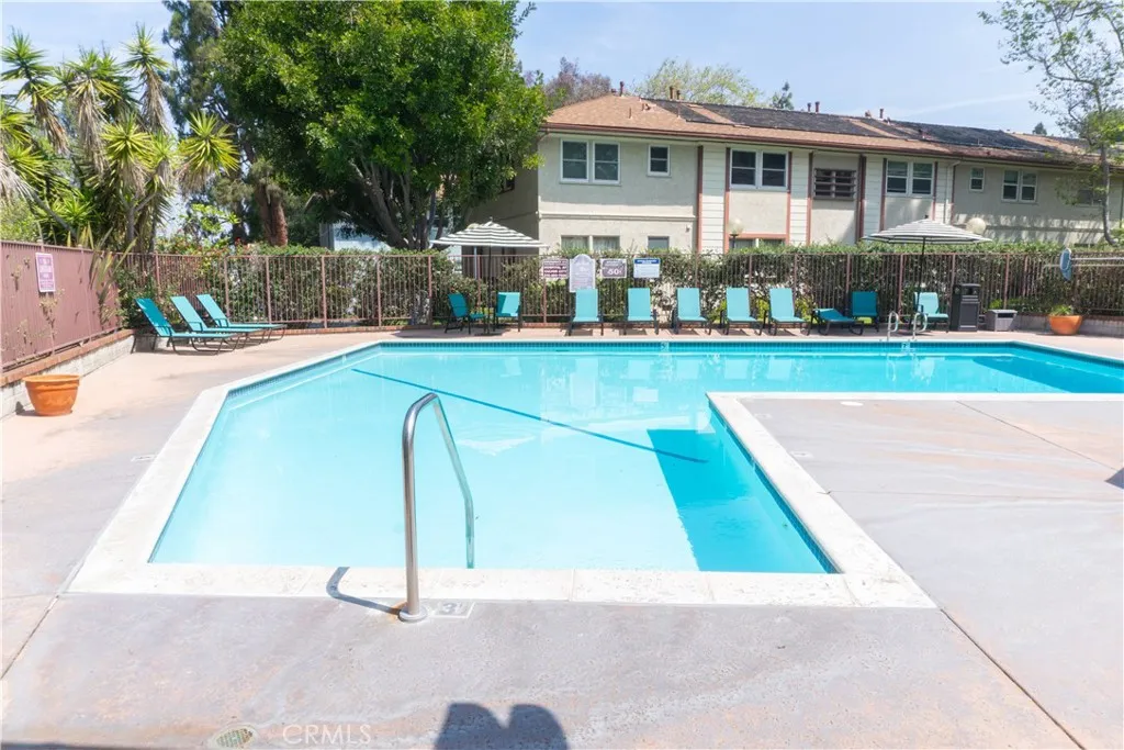 3610 Kalsman Drive 2, Los Angeles, California 90016 home-pic-21