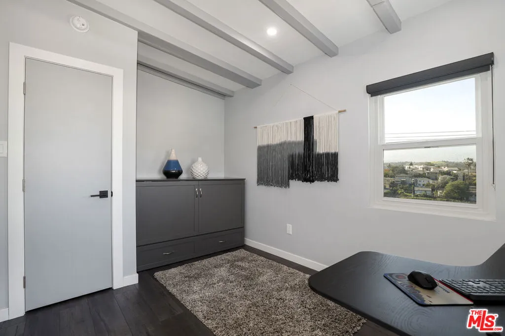 3741 Woolwine Drive, Los Angeles, California 90063 home-pic-18