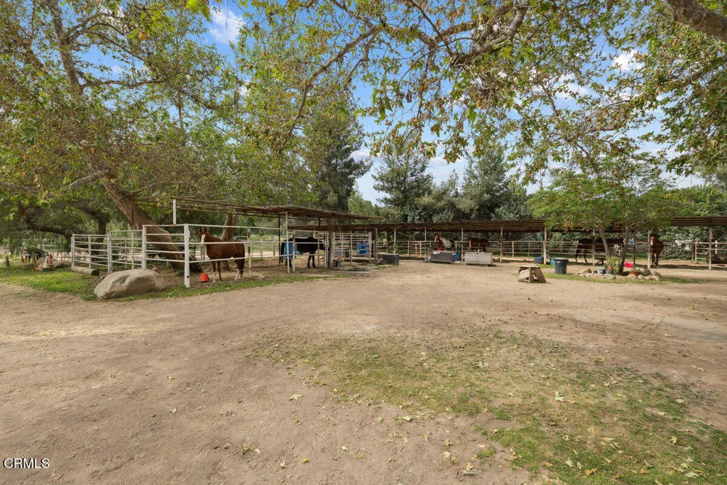 10562 Creek Road, Ojai, California 93023 home-pic-37