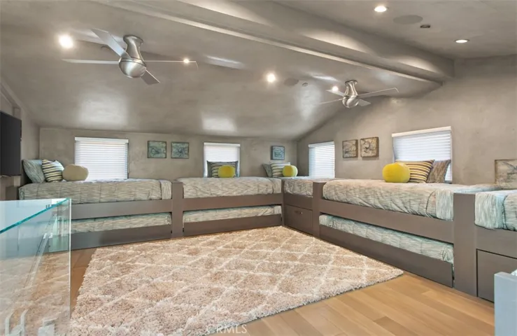 Is eight enough? Super families welcome.