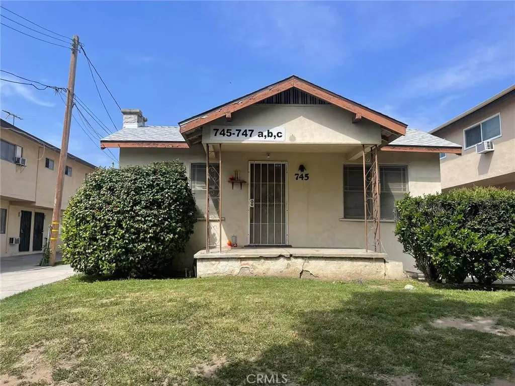 745 S Chapel Ave, Alhambra, California 91801, 6 Bedrooms Bedrooms, ,5 BathroomsBathrooms,Residential,For Sale,S Chapel Ave,WS25083267
