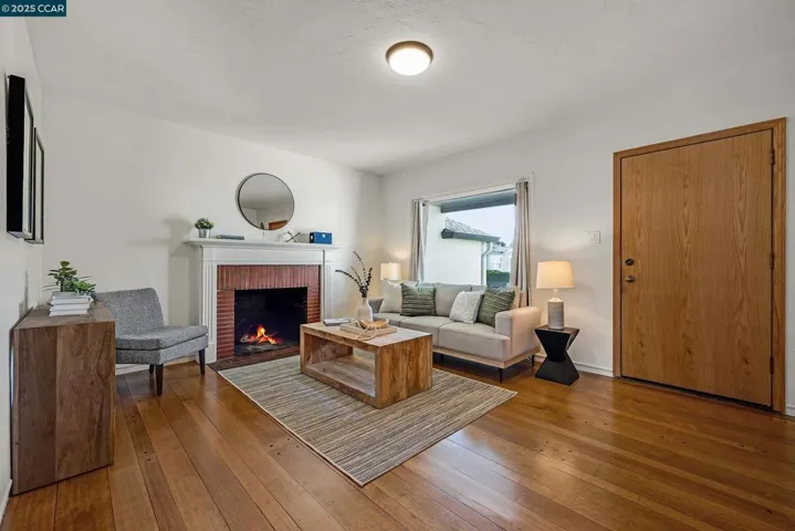 6212 Santa Cruz Ave, Richmond, California 94804