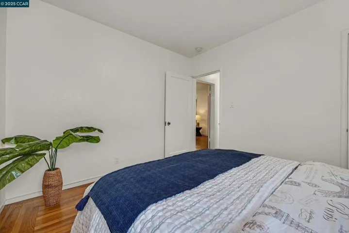 6212 Santa Cruz Ave, Richmond, California 94804