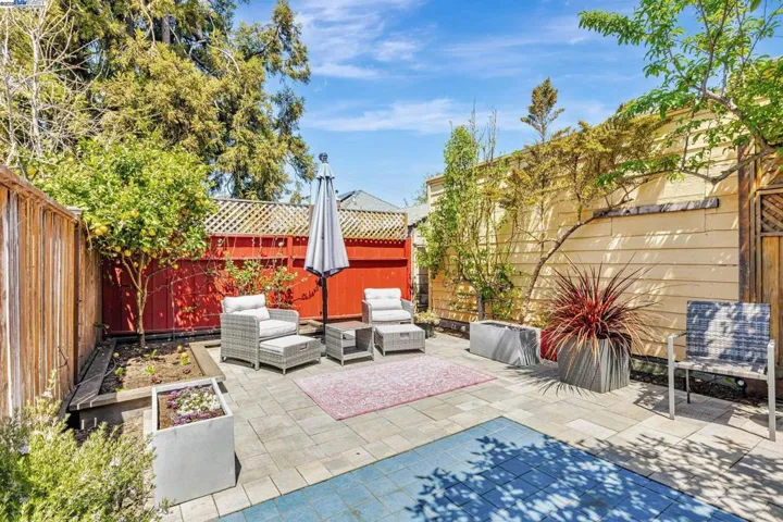 752 56th Steet, Oakland, California 94609