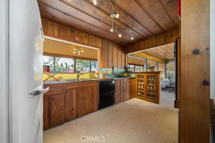 11337 E Avenue E, Lancaster, California 93535