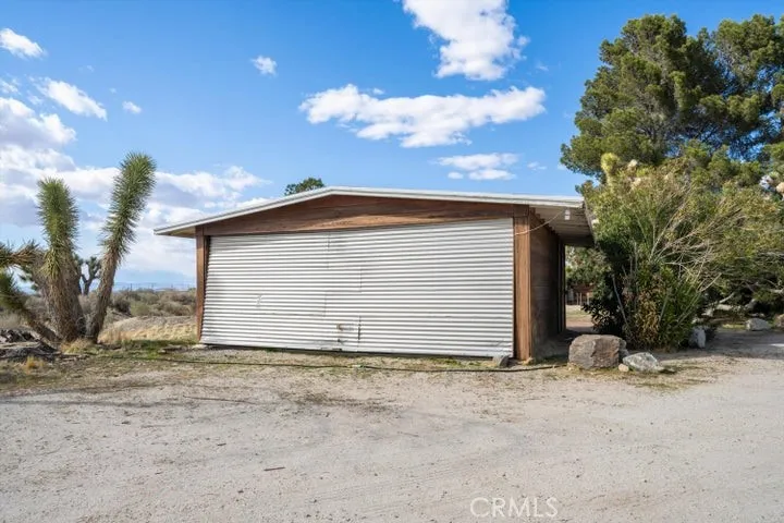 11337 E Avenue E, Lancaster, California 93535