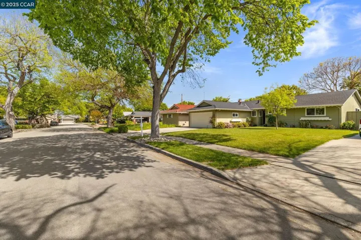 1520 Willowgate Dr, San Jose, California 95118