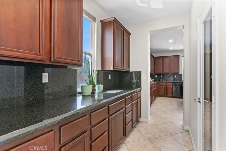 610 Ridgemont Circle, Escondido, California 92027
