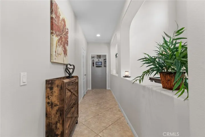 610 Ridgemont Circle, Escondido, California 92027