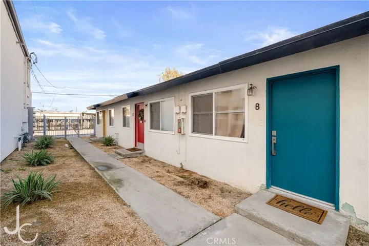 2117 G Street, Bakersfield, California 93301
