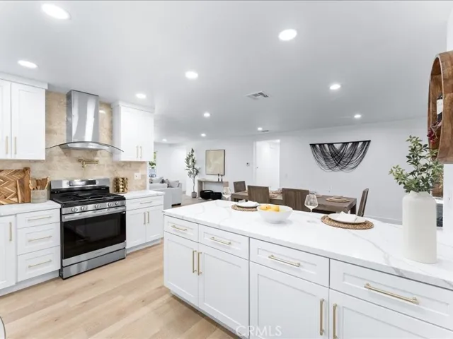 405 S Shasta Way, Upland, California 91786