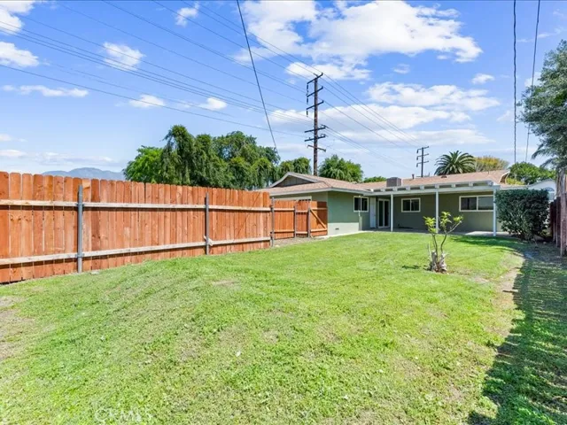 405 S Shasta Way, Upland, California 91786