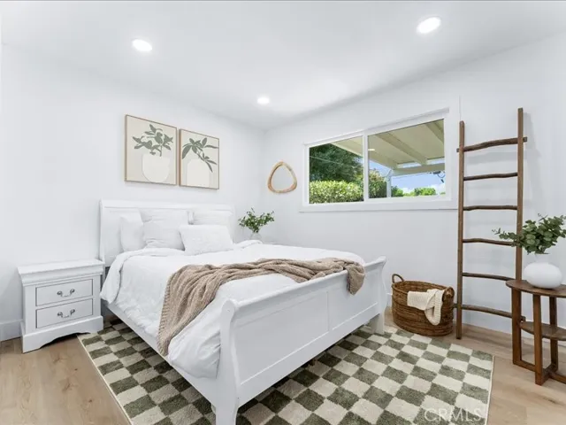 405 S Shasta Way, Upland, California 91786