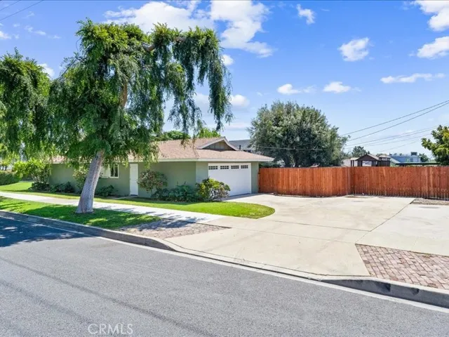 405 S Shasta Way, Upland, California 91786