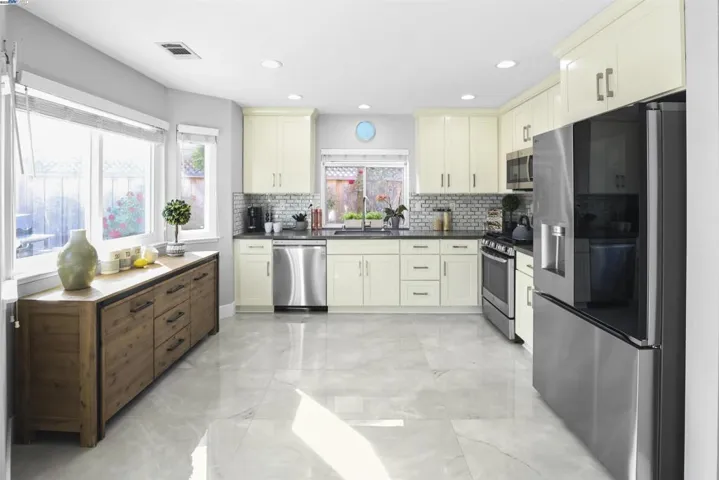 3189 W Las Positas Blvd, Pleasanton, California 94588