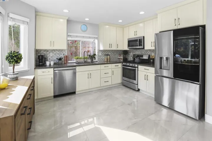 3189 W Las Positas Blvd, Pleasanton, California 94588