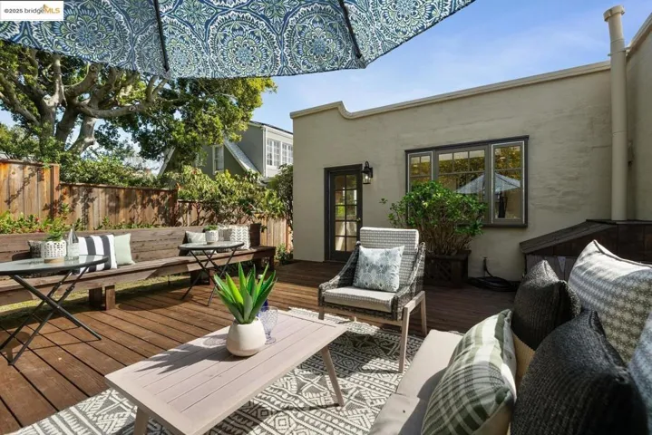 1869 San Ramon Ave, Berkeley, California 94707