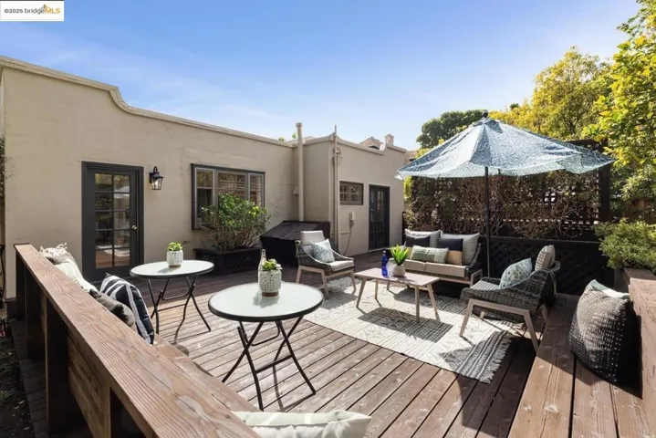 1869 San Ramon Ave, Berkeley, California 94707