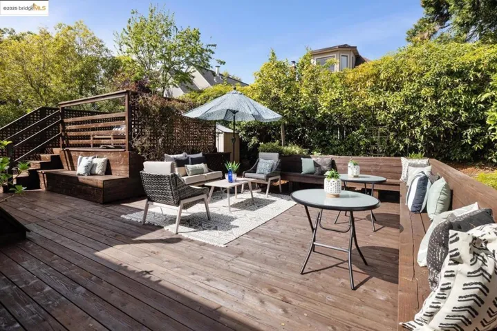 1869 San Ramon Ave, Berkeley, California 94707