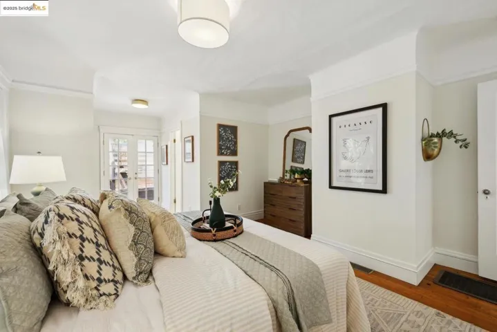 1869 San Ramon Ave, Berkeley, California 94707