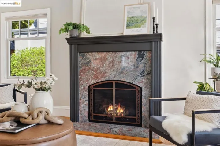 1869 San Ramon Ave, Berkeley, California 94707