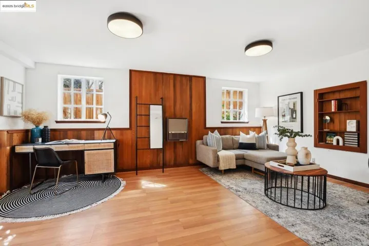 1869 San Ramon Ave, Berkeley, California 94707