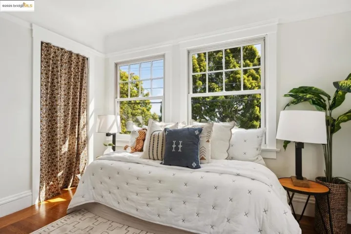 1869 San Ramon Ave, Berkeley, California 94707