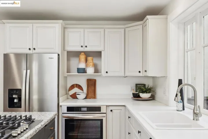 1869 San Ramon Ave, Berkeley, California 94707